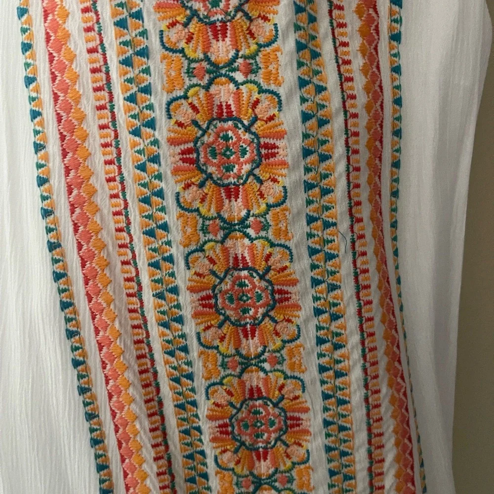 Chicos NWT embroidery trim, maxi dress size 1 petite - Picture 2 of 4